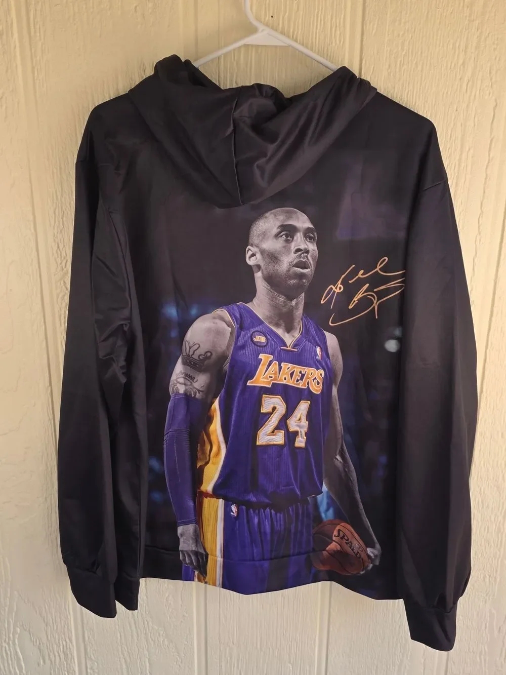Men's Kobe Bryant Lakers #24 Black Graphic Hoodie, Size Large